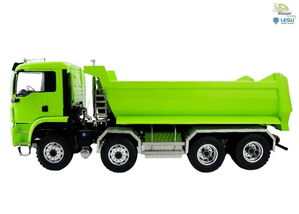 Grüner Kipper-LKW mit sechs Rädern, seitliche Ansicht. Der Wagen ist auf weißem Hintergrund abgebildet, keine weiteren Details.