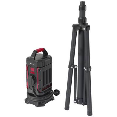 Ein schwarzer, zusammengeklappter Stativ mit einer schwarzen und roten, tragbaren Batterie-Lampe daneben.