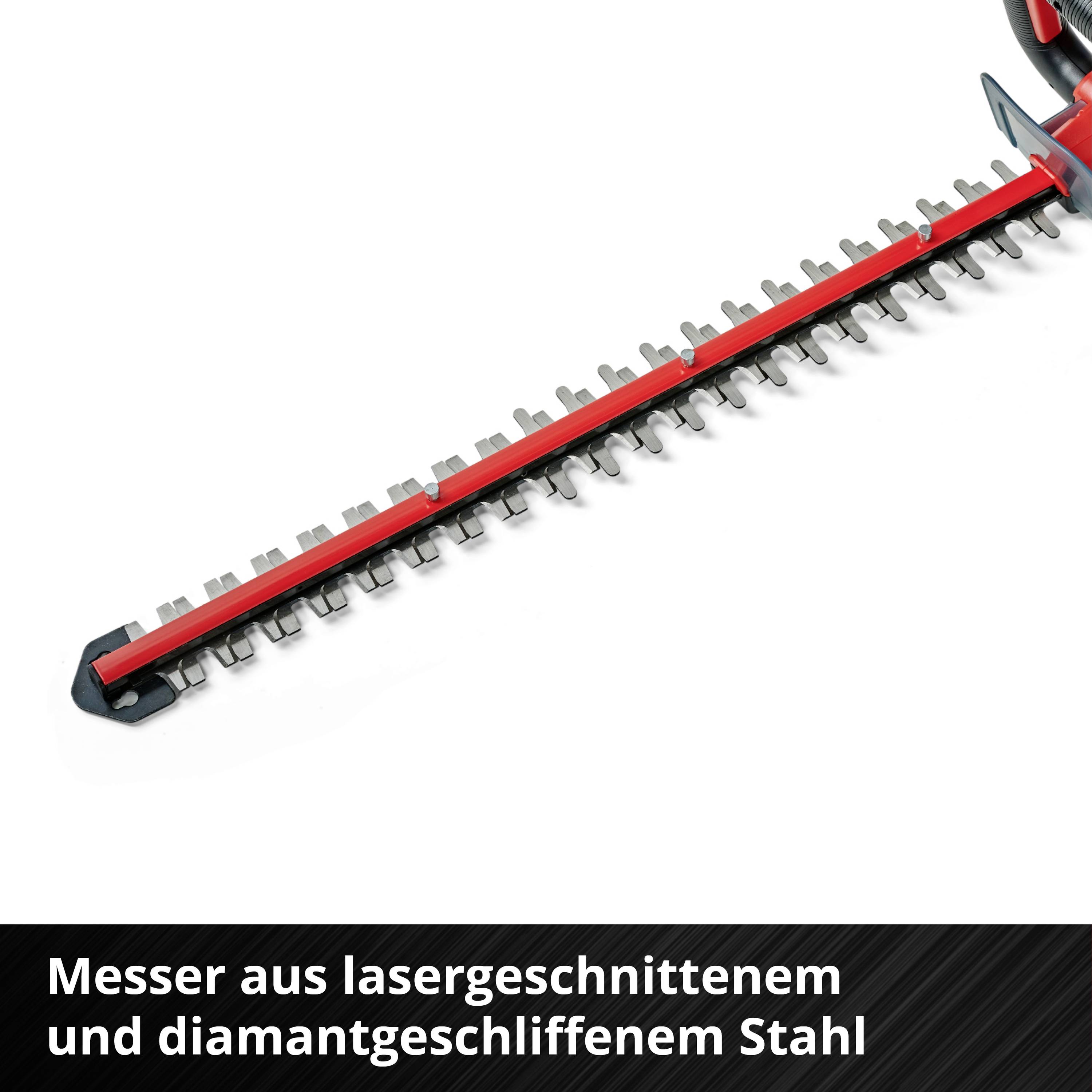 Heckenscherenklinge mit rotem Schutz und Metallzähnen, begleitet von Text: 'Messer aus lasergeschliffenem und diamantgeschliffenem Stahl'.