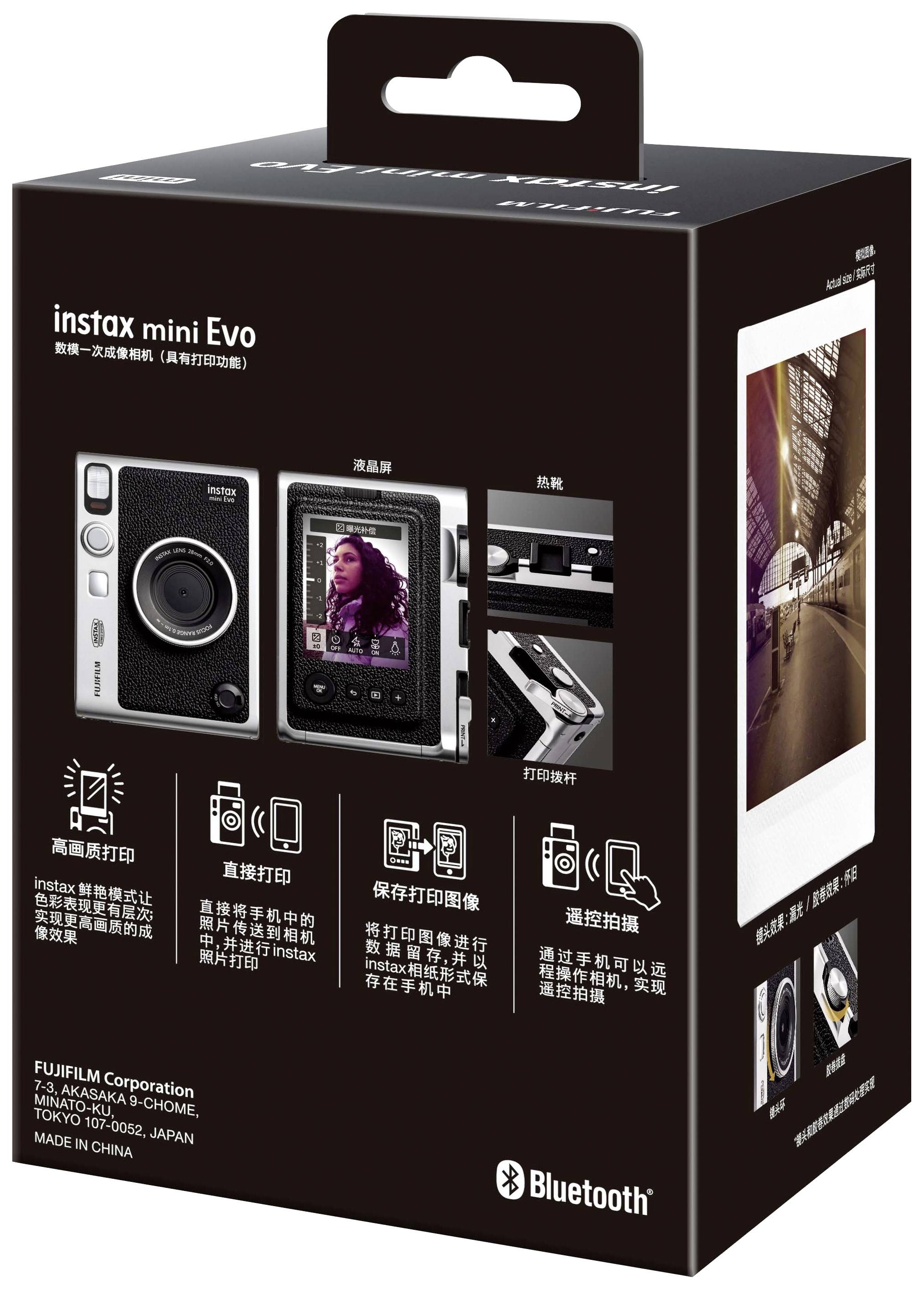 Verpackung einer 'instax mini Evo'-Sofortbildkamera von Fujifilm mit Abbildungen der Kamera, ihrem Display und Fotoausgabe.