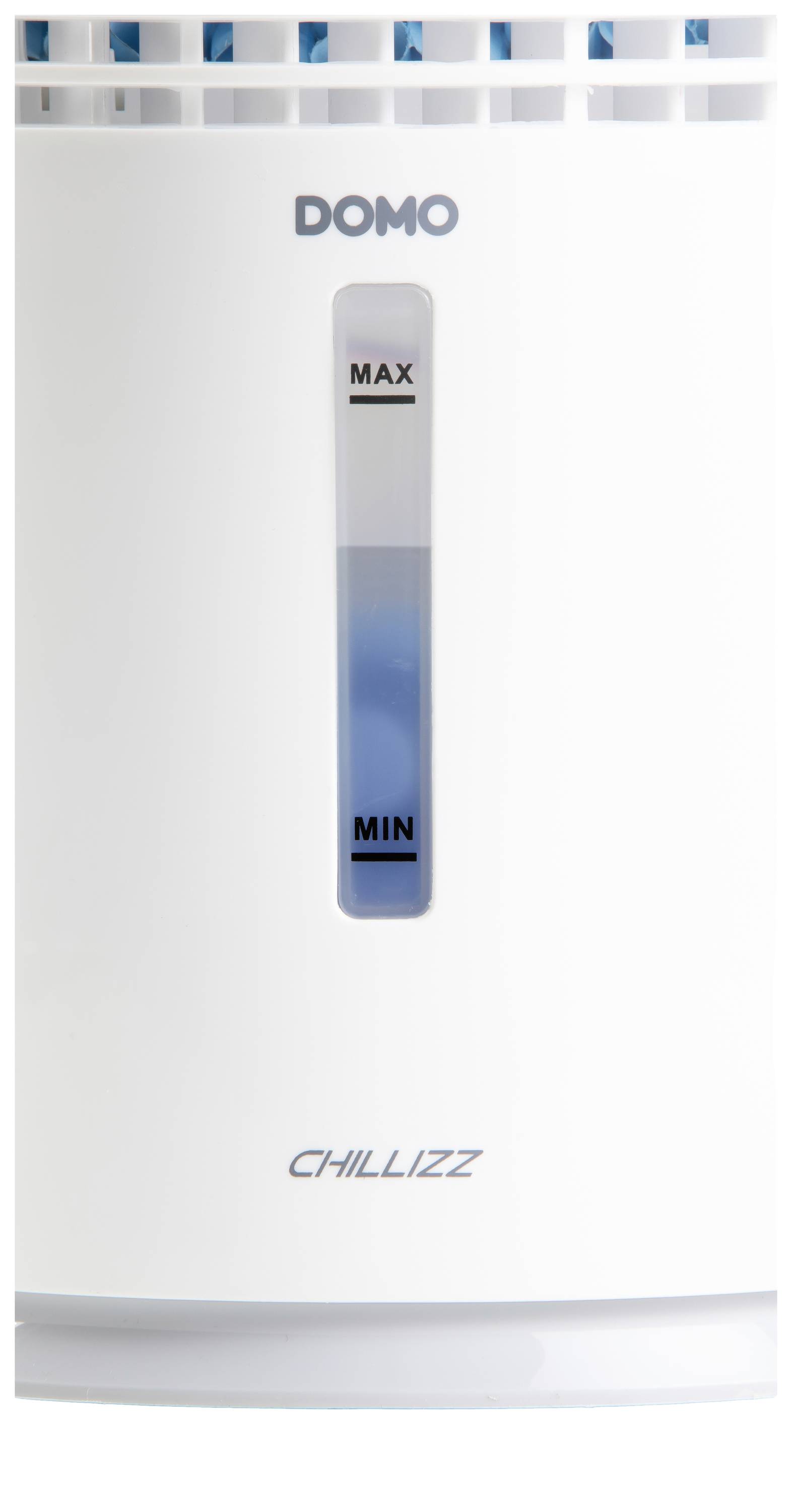 Ein weißer Luftbefeuchter mit Wasserstandsanzeige. Skala zeigt zwischen 'MIN' und 'MAX'. Markenname 'DOMO', Modell 'CHILIZZ'.