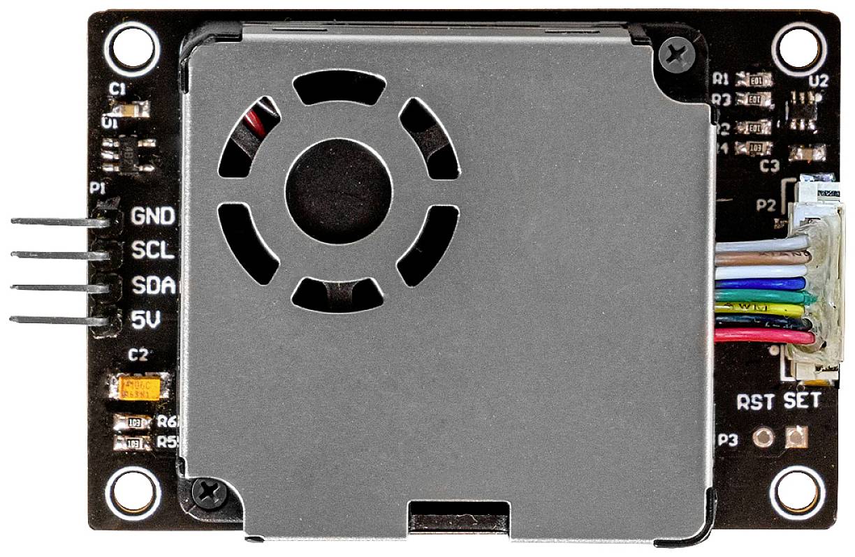 Ein elektronisches Modul mit mehreren Steckverbindungen und einem Metallventilator. Beschriftungen: 'GND', 'SCL', 'SDA', '5V'.