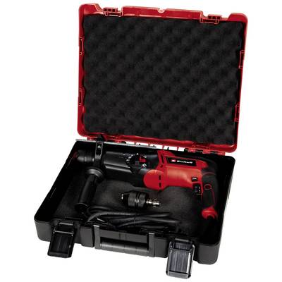 Ein roter Bohrhammer in einem offenen schwarzen Werkzeugkoffer mit Zubehör wie zusätzlichem Griff und Bohrerkopfadapter.