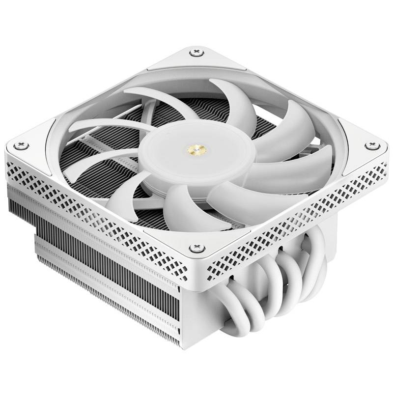 Ein weißer CPU-Kühler mit Ventilator und mehreren Kühlrippen. Er dient zur Kühlung von Computerprozessoren in einem PC-Gehäuse.