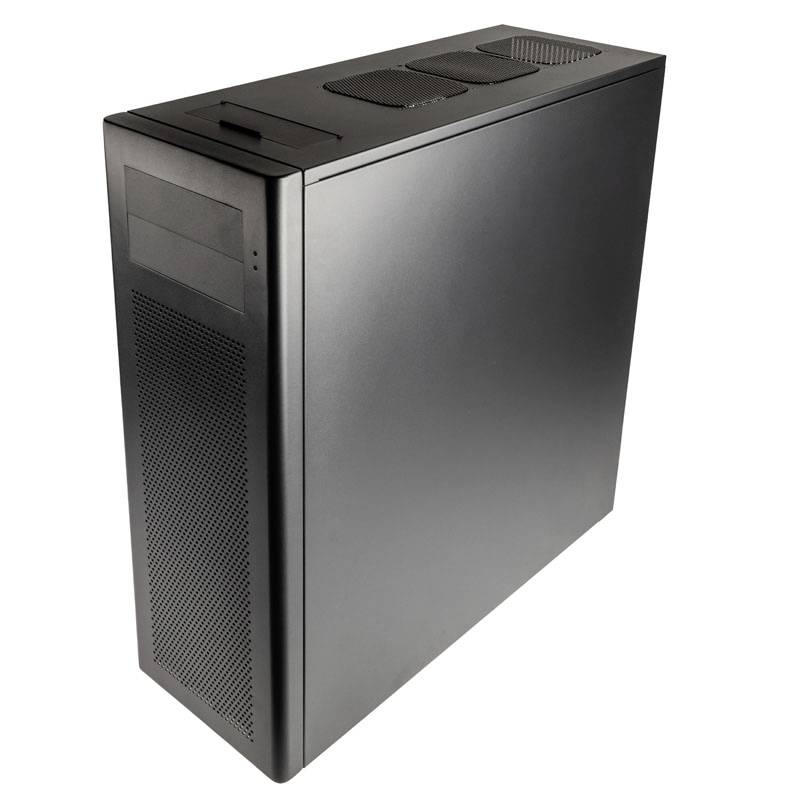 Ein schwarzes PC-Gehäuse mit schlichtem, modernem Design, belüfteten Seiten und Platz für optische Laufwerke an der Vorderseite.
