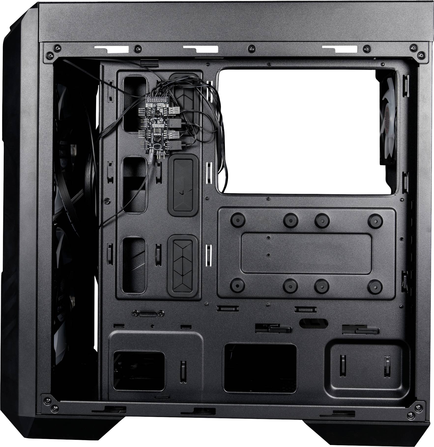 Schwarzes Computergehäuse mit offenem Seitenteil, zeigt Innenraum mit Kabelmanagement, Mainboard-Halterungen und Lüfter.