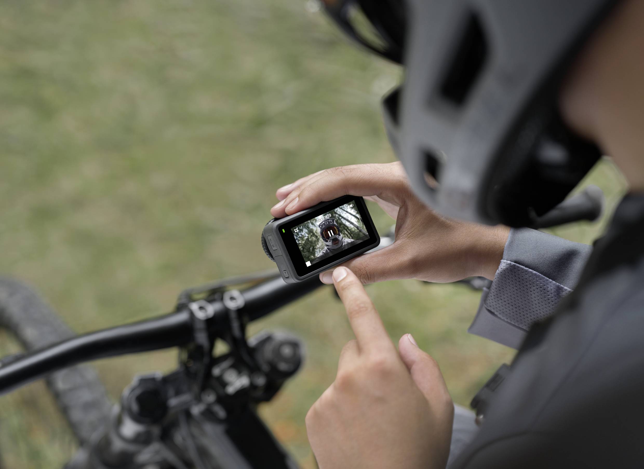 DJI Osmo Action 3, 4K Ultra HD, CMOS, 12 MP, 240 fps, WLAN, Bluetooth-9