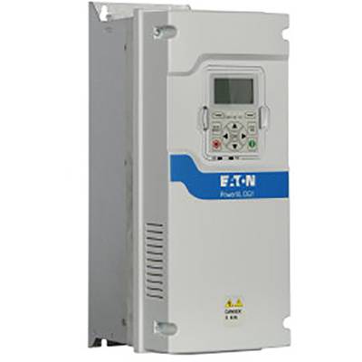 Ein silberner elektrischer Frequenzumrichter mit einem digitalen Display und mehreren Tasten. Marke: Eaton, Modell: PowerXL DG1.