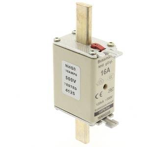 Ein NH60 Sicherungseinsatz mit einer Belastbarkeit von 16 Ampere. Der Sicherungseinsatz hat Kontakte an beiden Enden und ist grau.