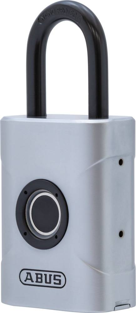 Ein silbernes Vorhängeschloss mit einem schwarzen Schließbügel und einem runden, schwarzen Fingerabdruckscanner in der Mitte.