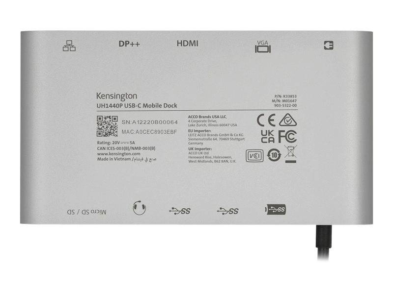 Rückseite einer silbernen USB-C-Dockingstation mit Anschlüssen und technischen Spezifikationen. Logos für USB, HDMI, und Qualitätszeichen sichtbar.