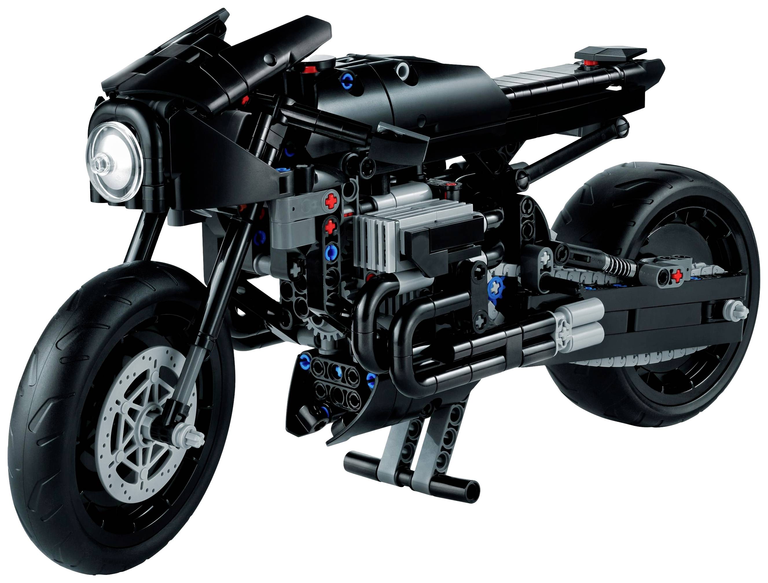 Ein schwarzes Lego-Motorradmodell mit detaillierten Bauteilen wie Rädern, Rahmen und Motor.