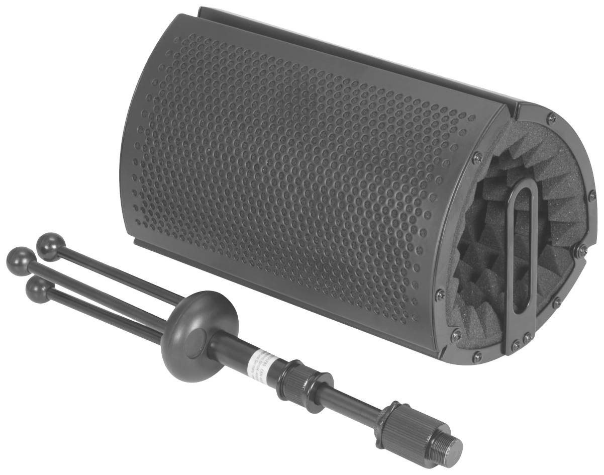 Ein schwarzer Mikrofon-Windschutz mit schaumstoffgefüttertem Inneren und einem verstellbaren Montagearm liegt davor.