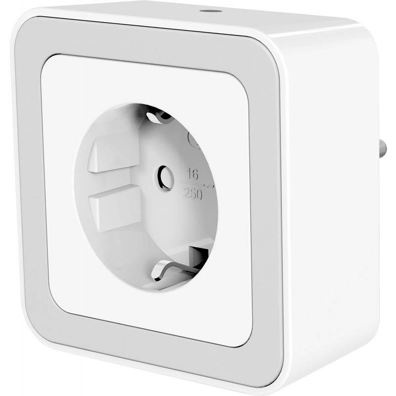 Weißer, quadratischer Wandadapter mit einer Steckdose, geeignet für europäische Stecker.