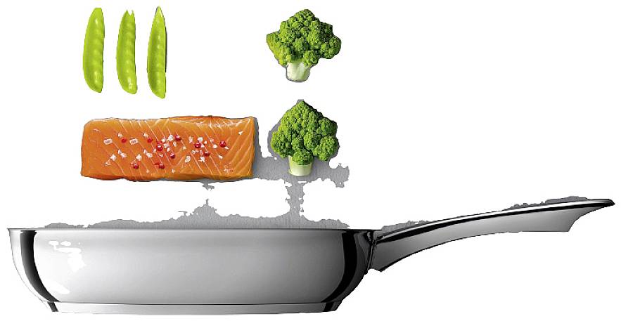 Ein Pfanne mit Brokkoli, Erbsenschoten und einem Stück Lachs zeigt das Konzept eines gesunden Gerichts.