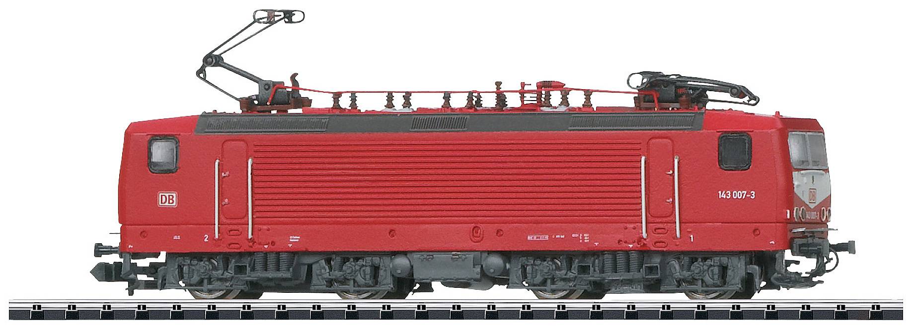 Rotes Modell einer Lokomotive seitlich aufgestellt, zeigt Details wie Pantograph, Räder und Markierungen.