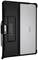 Schwarze, robuste Hülle umhüllt ein Tablet mit sichtbarem Ständer, integriertem Stifthalter und einem Windows-Logo in der Mitte.
