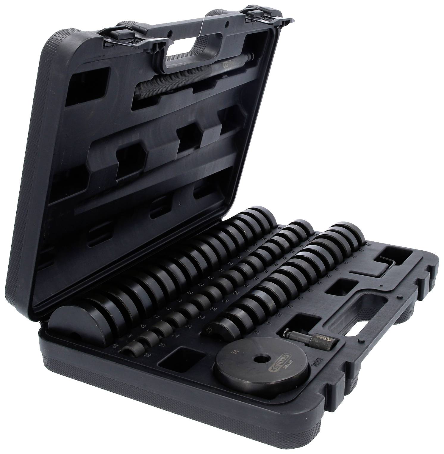 Offener schwarzer Werkzeugkoffer mit zahlreichen Schraubenfederspannern in verschiedenen Größen, ordentlich angeordnet.