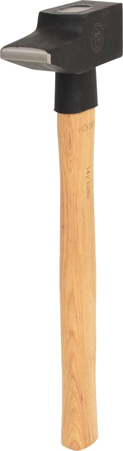 Ein Zimmermannshammer mit Holzgriff und Metallkopf. Der Kopf hat eine glatte Schlagfläche und eine Kerbe zum Herausziehen von Nägeln.
