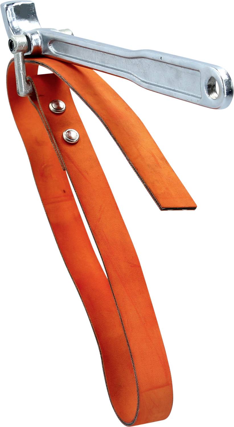 Ein verstellbarer Bandschlüssel mit einem orangefarbenen Gummiband und einem silbernen Griff, verwendet zum Greifen von Objekten.