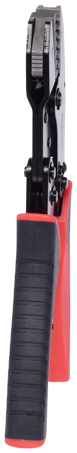 Eine Crimpzange mit schwarzem und rotem Griff, vertikal ausgerichtet. Die Zangenbacken sind geschlossen.