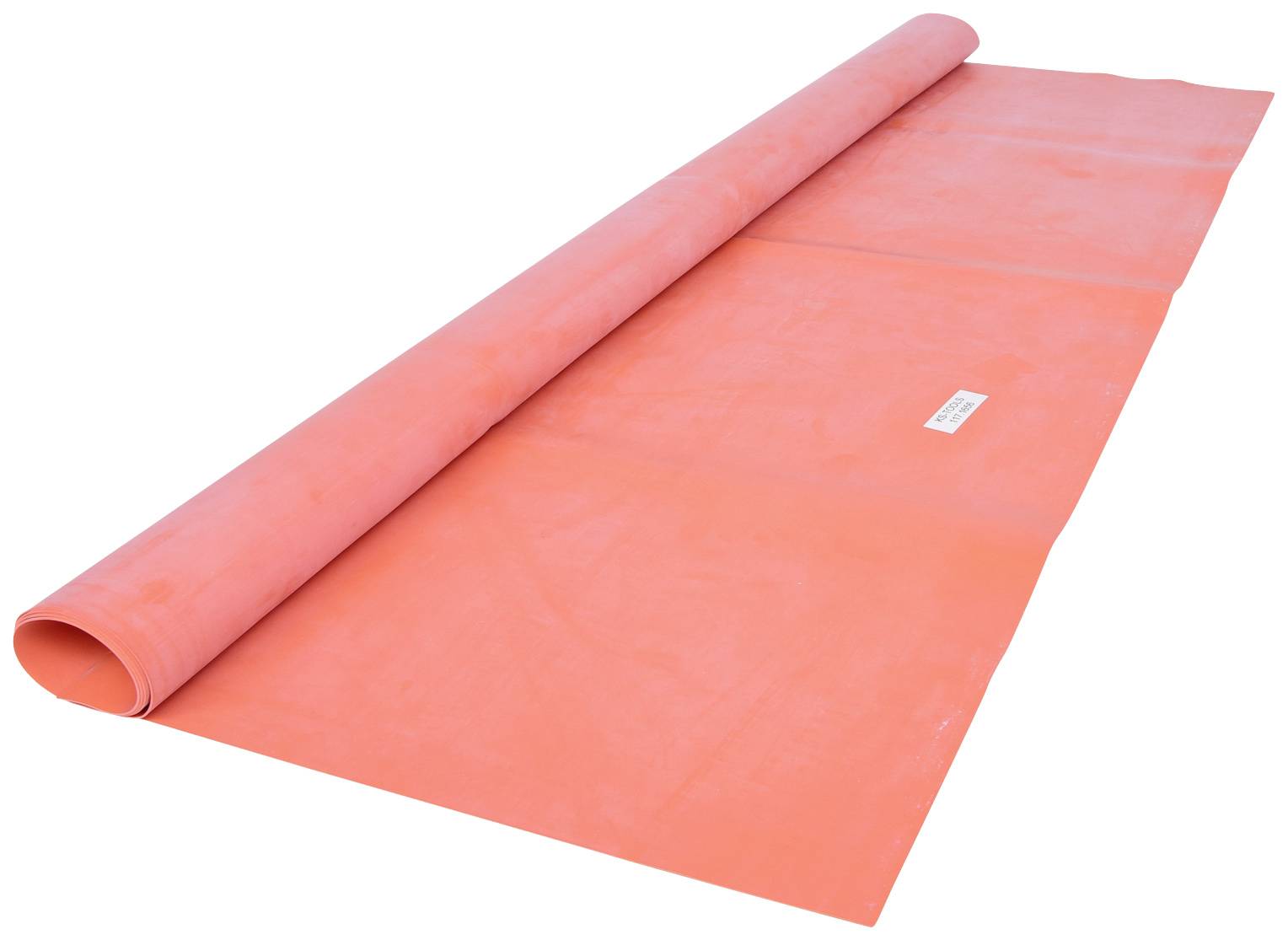 Eine ausgerollte rosa Gymnastikmatte auf einer weißen Oberfläche.