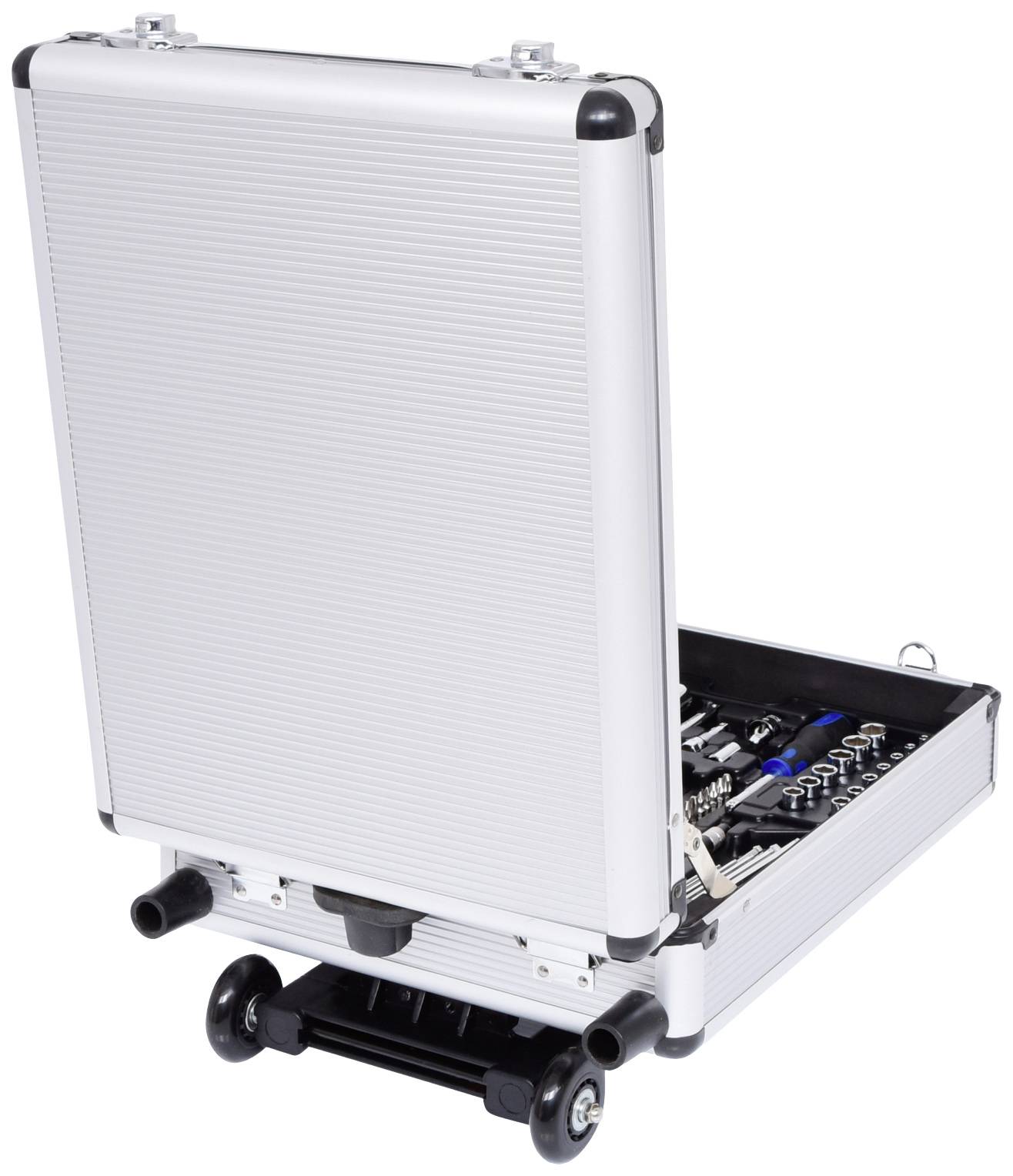 Silberner Werkzeugkoffer mit offenem Deckel, zeigt sortierte Werkzeuge wie Schraubendreher und Schlüssel; auf Rollen für Mobilität.