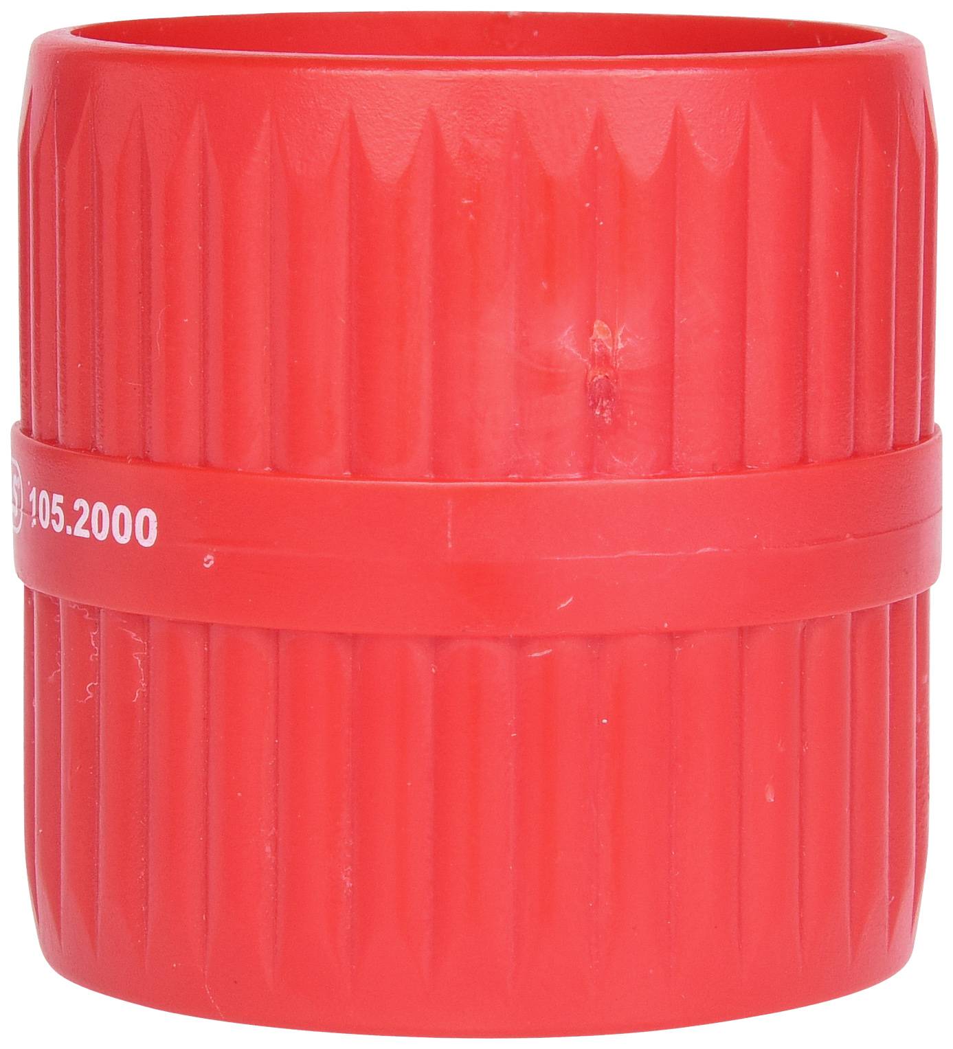 Rote, zylindrische Kunststoffkappe mit geriffelter Oberfläche und weißer Aufschrift '905.2000' auf der Seite.