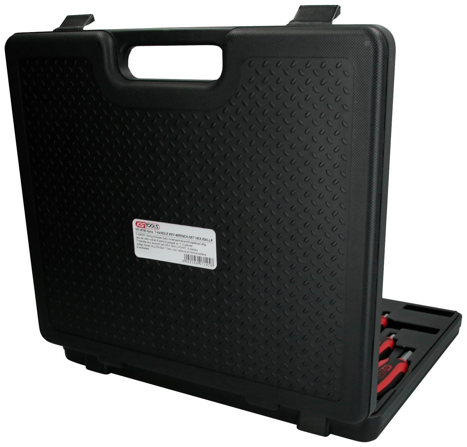 Schwarzer Werkzeugkoffer mit Tragegriff und rotem Etikett, teilweise geöffnet, zeigt rote Handgriffe von Werkzeugen im Inneren.