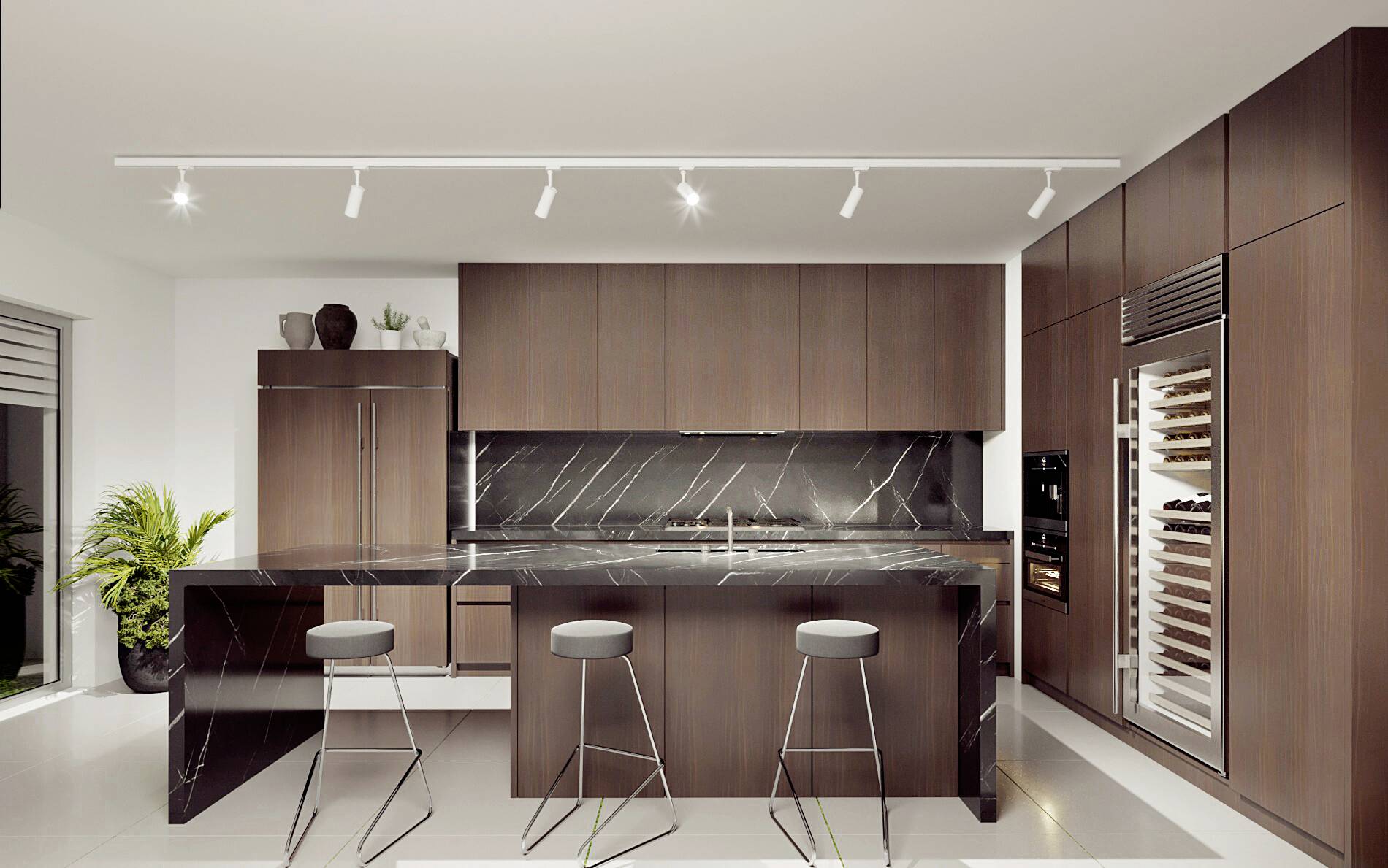 Moderne Küche mit dunklen Holzschränken, einer schwarzen Marmorarbeitsplatte und drei Hockern. Links Pflanzen und rechts ein Weinkühlschrank.