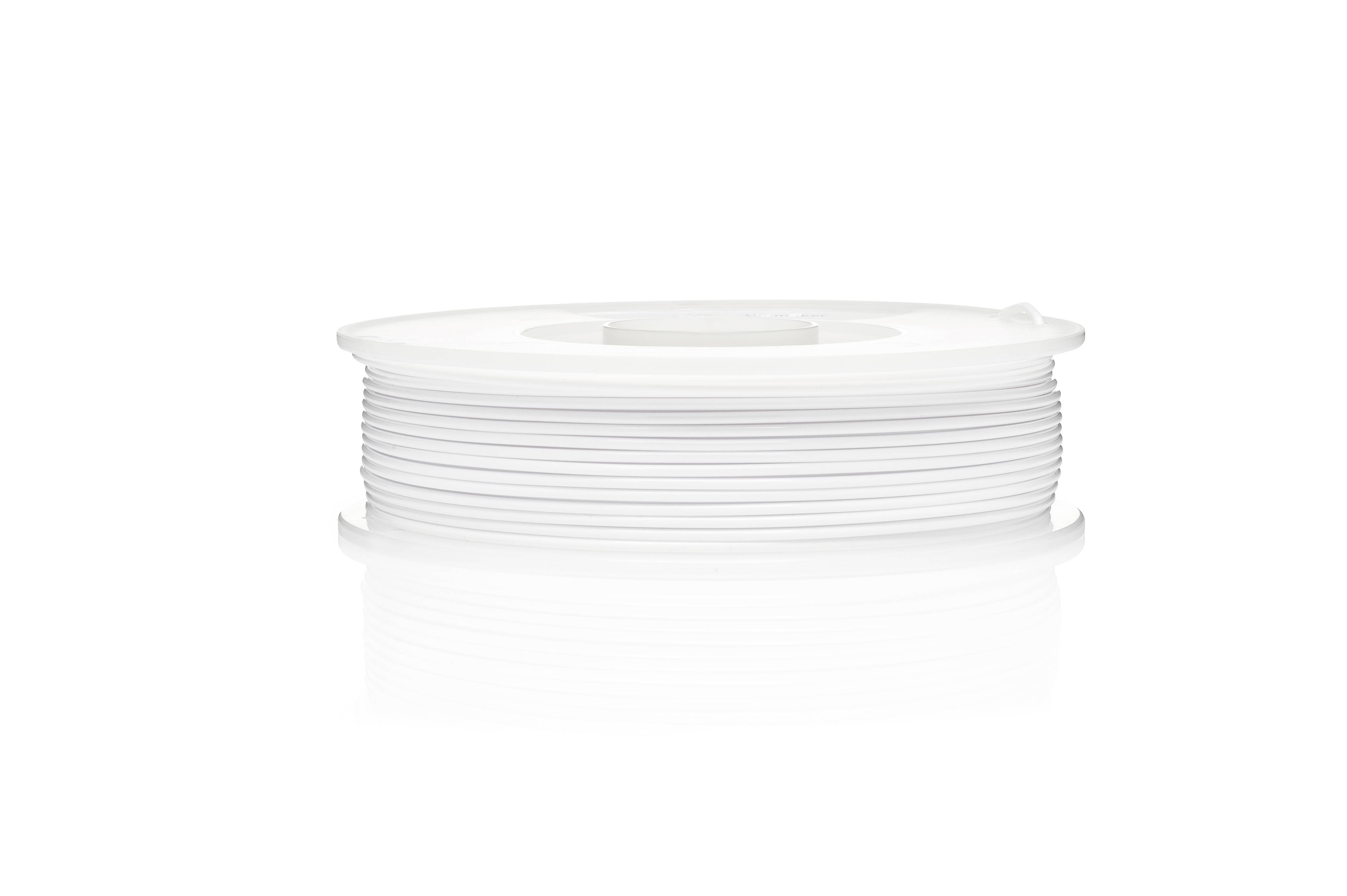 Weiße Rolle von 3D-Drucker-Filament, seitlich fotografiert.