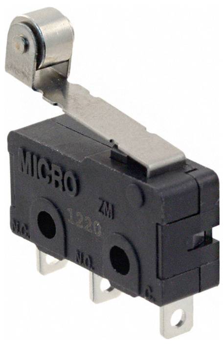 Ein kleiner Mikroschalter mit einem Metallhebel und einer Rolle, mit zwei Anschlüssen auf der Unterseite, der in elektronischen Geräten verwendet wird.
