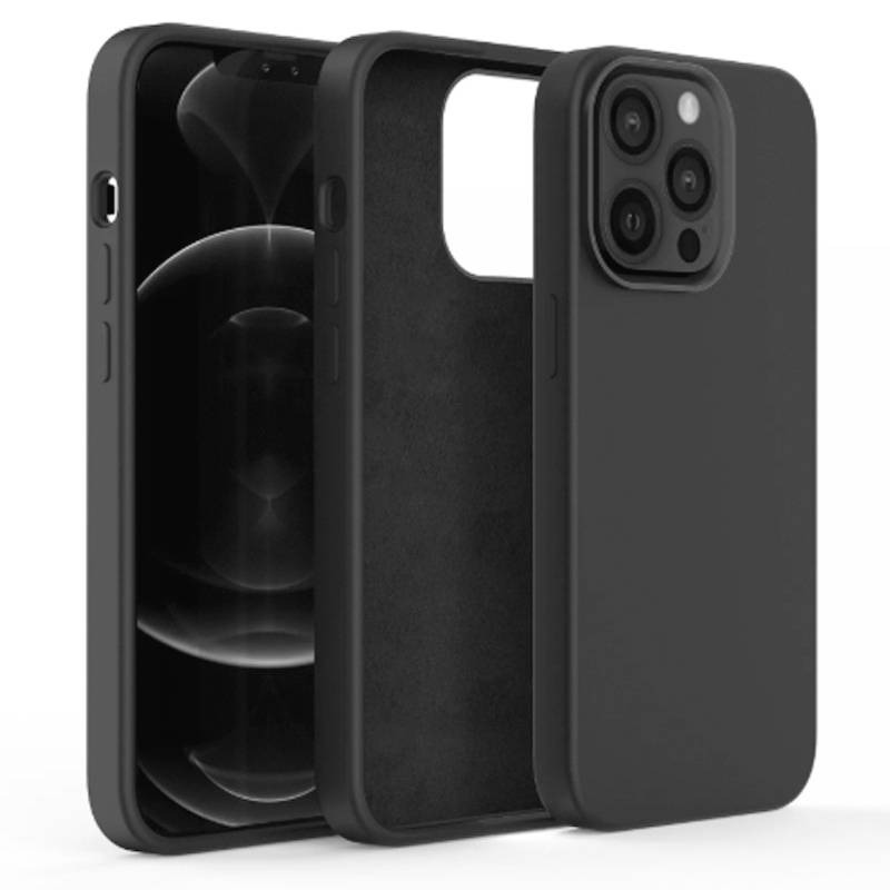 Schwarzes Smartphone mit dreifacher Kameralinse in schwarzer Hülle. Hülle zeigt Aussparungen für Tasten, Anschlüsse und Kamera.