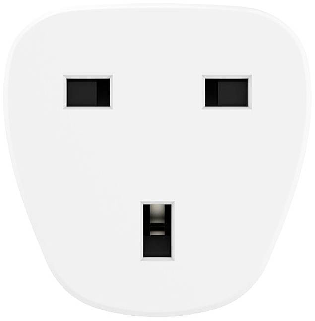 Weiße britische Steckdose mit drei rechteckigen Löchern: zwei oben für Live und Neutral, eins unten für Erdung.