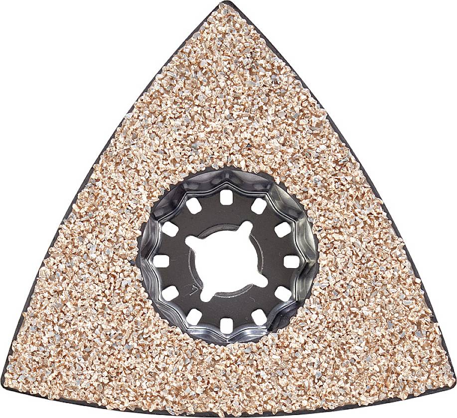 Ein dreieckiger Oszillationsschleifaufsatz mit kupferfarbener Schleiffläche und zentraler Halterung für Werkzeuge zur Bearbeitung von Holz oder Metall.