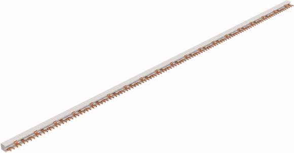 Ein langer, weißer Sammelschienenverbinder mit kupferfarbenen Zinken, geeignet für den Einsatz in elektrischen Schaltschränken.