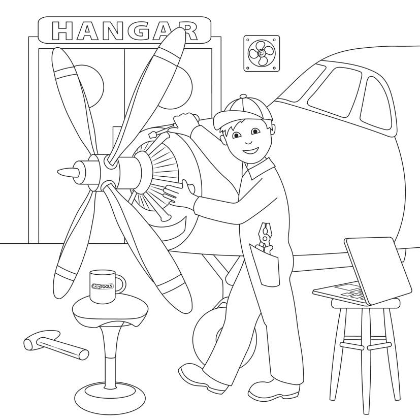 Ein Mechaniker arbeitet an einem Flugzeugpropeller in einem Hangar. Ein Laptop und eine Tasse stehen auf einem Tisch. Ein Hammer liegt daneben.