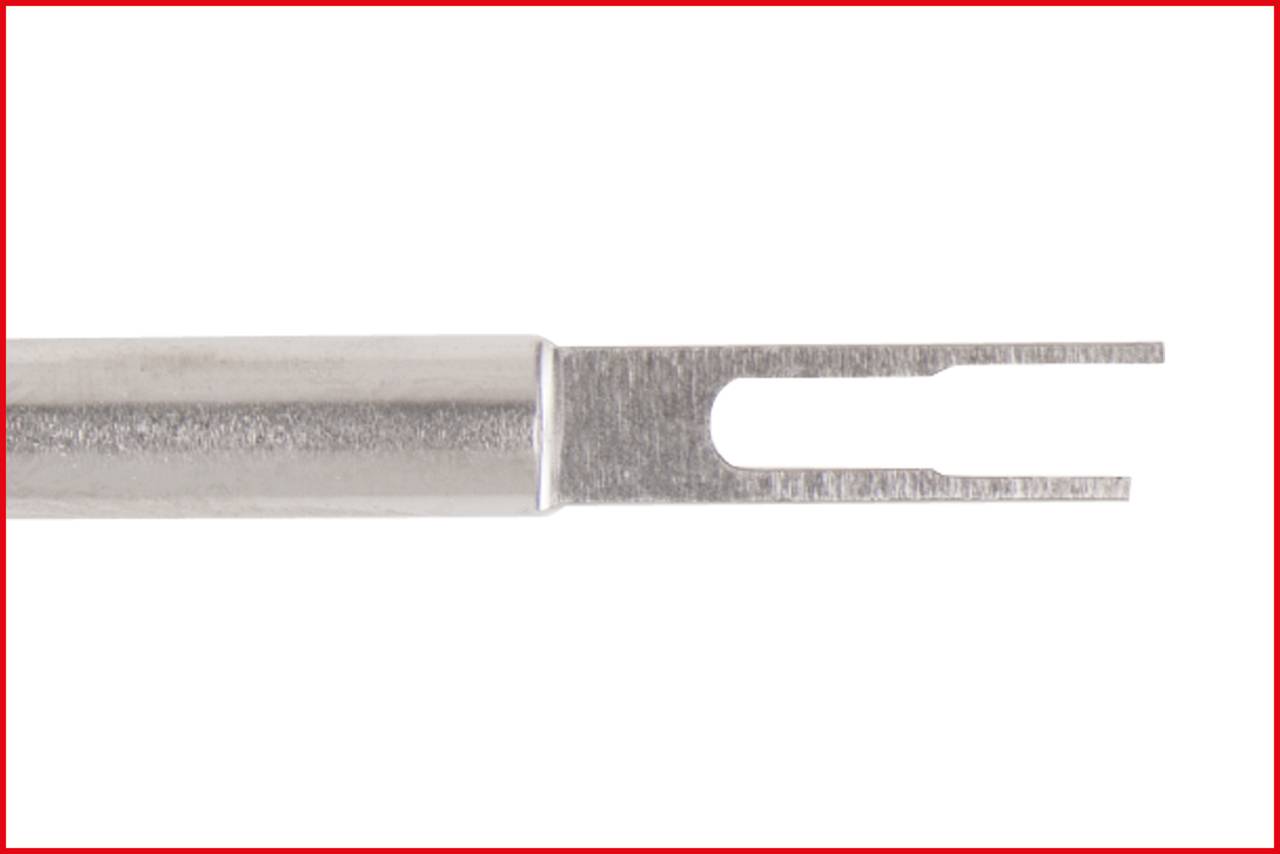 Nahaufnahme eines silbernen Metallwerkzeugs mit einer Gabelspitze, vermutlich zum Lösen oder Entfernen von Pins/Bauteilen.