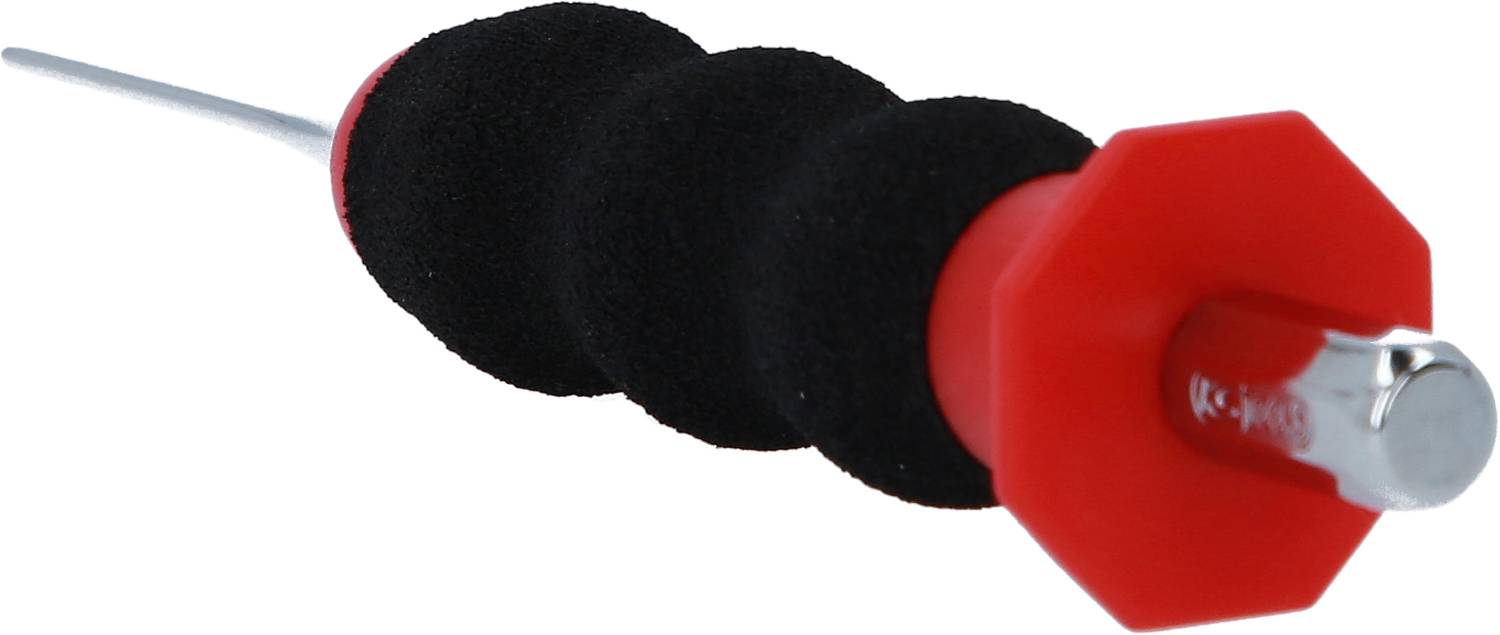 Ein roter Handgriff mit schwarzem Schaumstoff-Polsterung, an dem eine Metallspitze befestigt ist, möglicherweise ein Werkzeug.