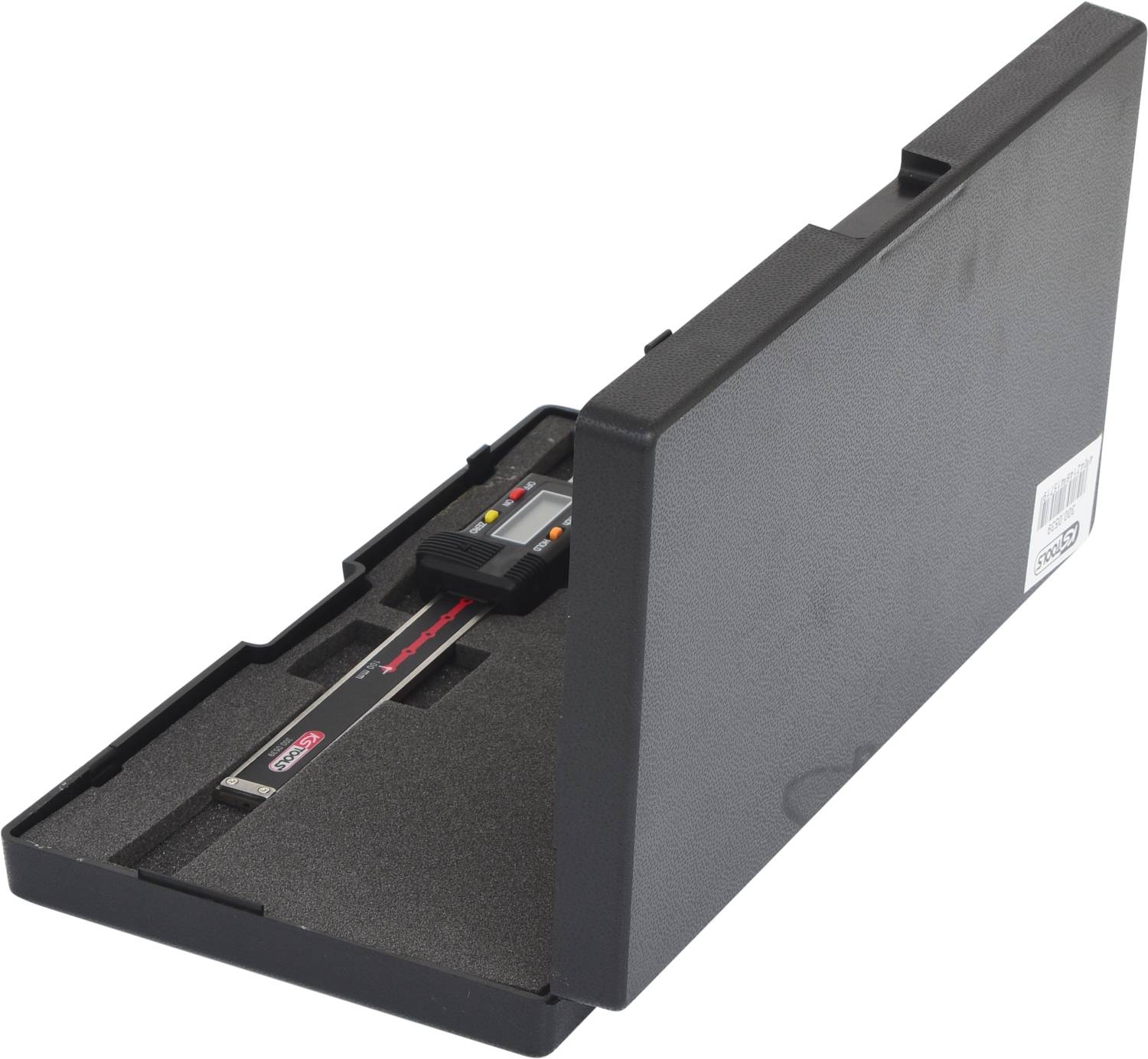 Ein schwarzer Koffer mit Schaumstoffeinlagen enthält ein digitales Messgerät, das teilweise sichtbar ist.