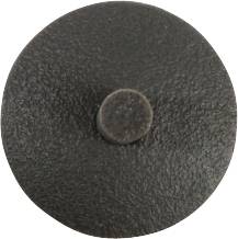 Rundes, schwarz-graues Objekt mit rauer Oberfläche, zentral platziertes, kleineres rundes Element.