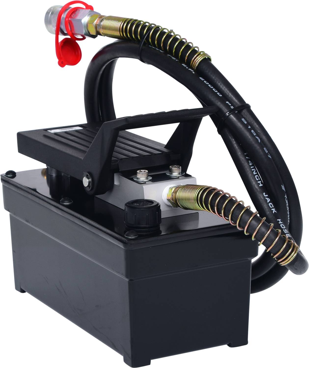 Eine schwarze hydraulische Fußpumpe mit zwei Schläuchen und Metallarmaturen; tragbarer Industriebedarf.