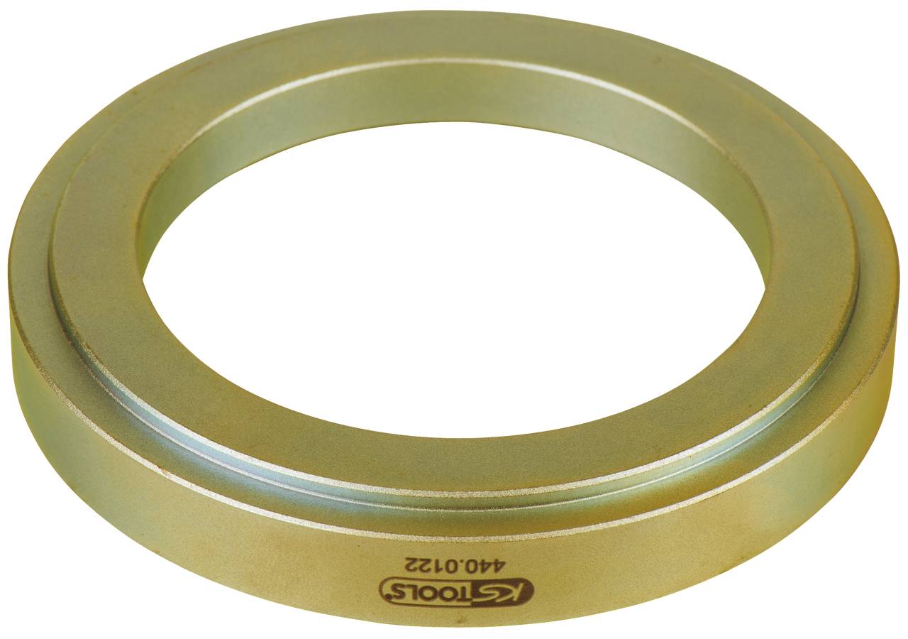 Ein metallischer Präzisionsring mit der Gravur 'KS TOOLS 440.0122', verwendet für technische und mechanische Anwendungen.