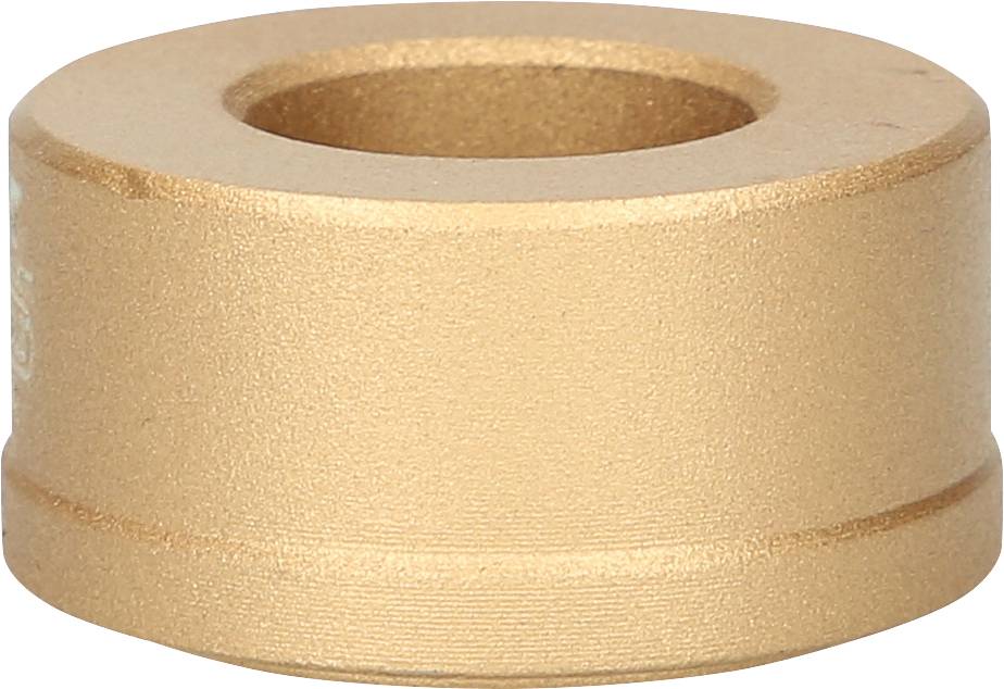 Ein bronzefarbener zylindrischer Ring, möglicherweise ein Lager, mit einer zentralen Öffnung auf einem neutralen Hintergrund.