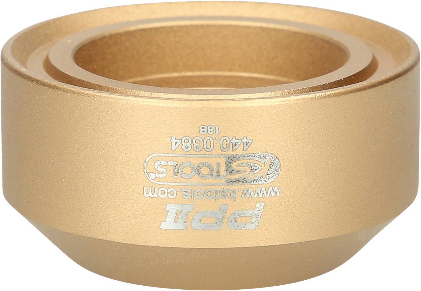 Ein goldener Metalladapterring mit der Aufschrift 'PPT Tools' und 'www.tools.com'.