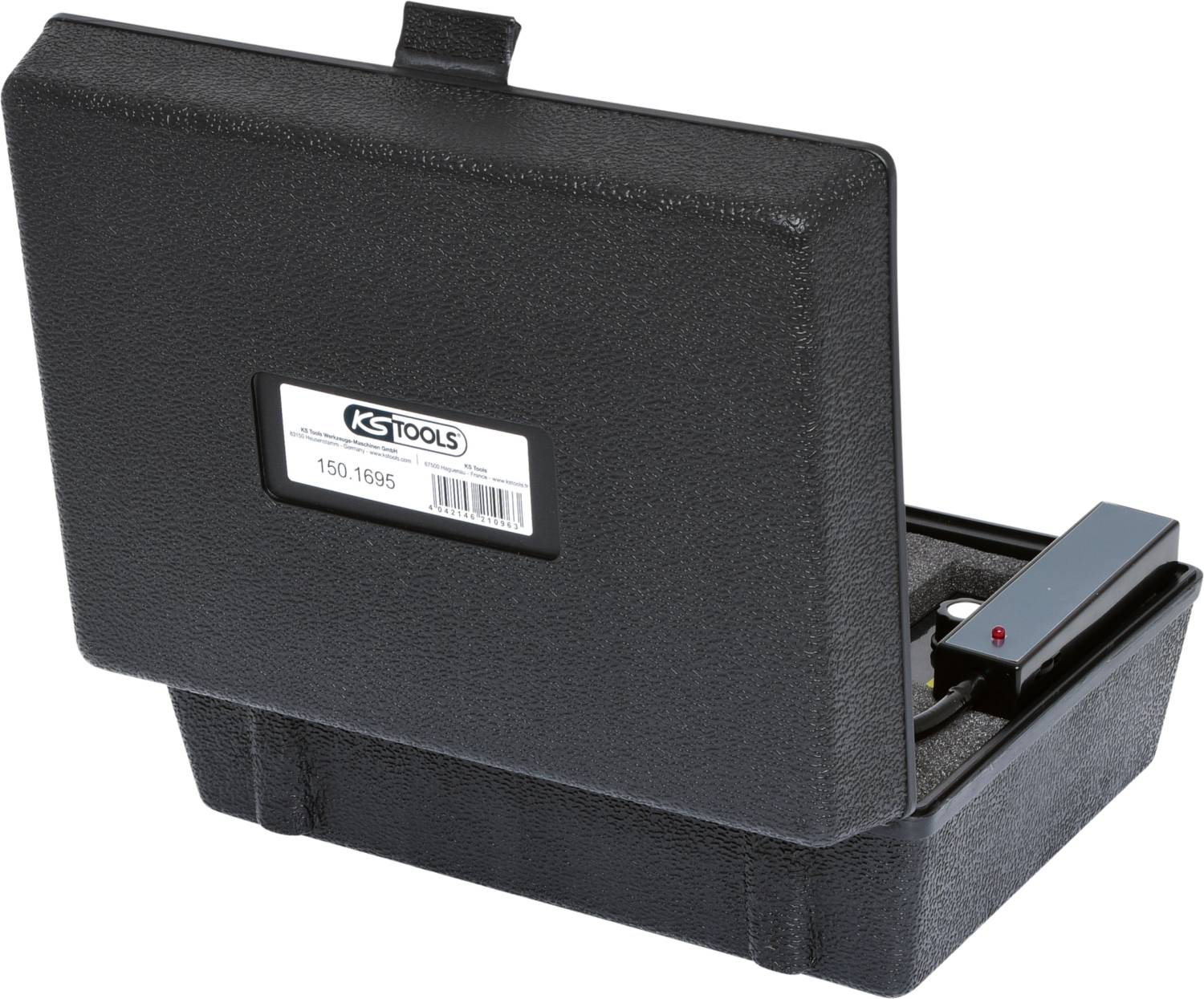 Ein schwarzer Kunststoffkoffer von KS Tools, offen mit einem Werkzeug darin.
