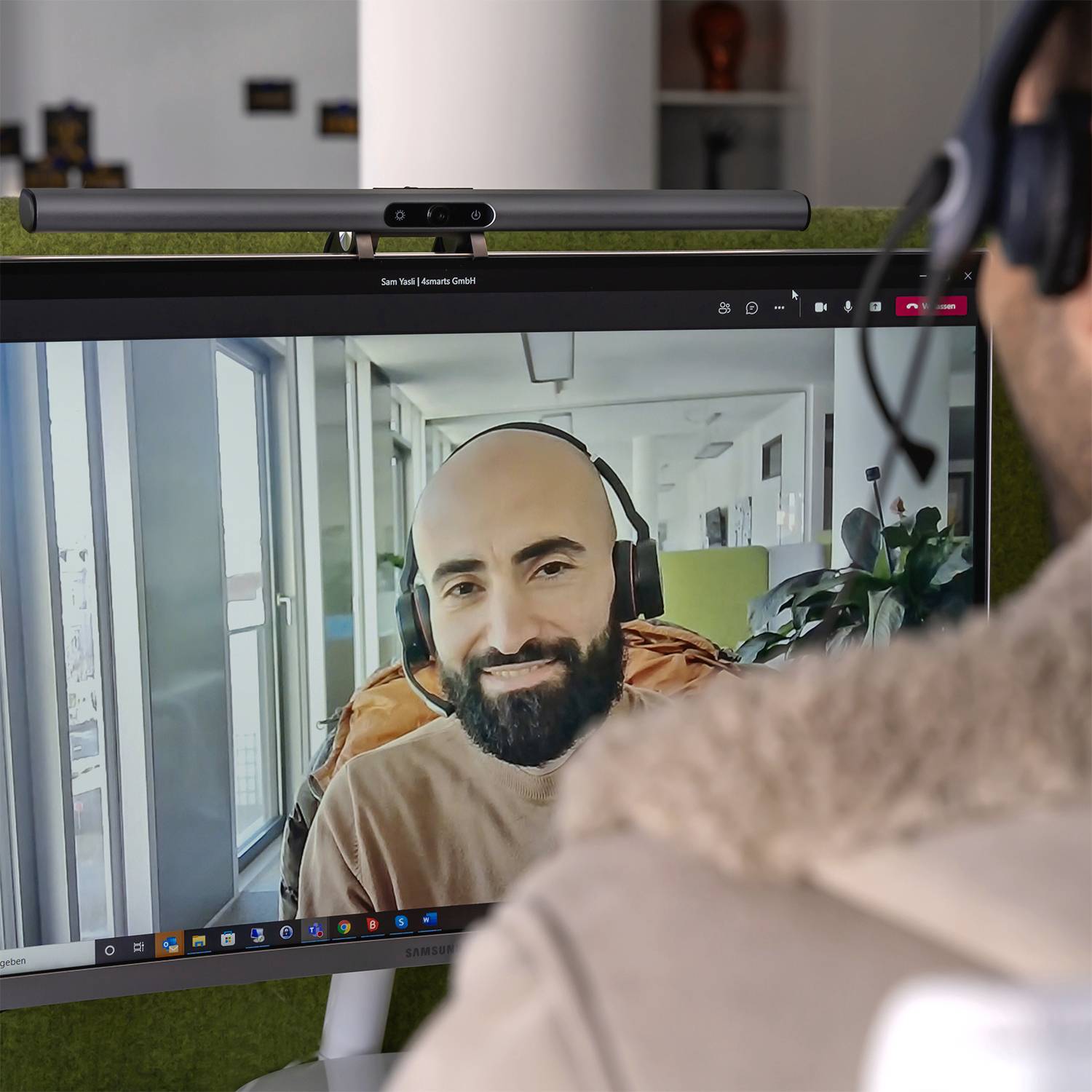 Monitorlampe 2in1 LightBar Pro silber mit FullHD Webcam.-5