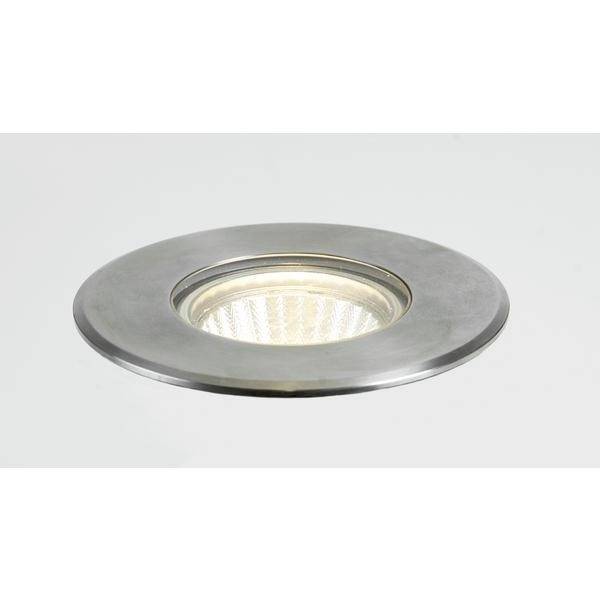 Einbauleuchte mit silbernem Rand und LED-Licht, zeigt modernes Design. Oberflächenstruktur reflektiert Licht gleichmäßig.