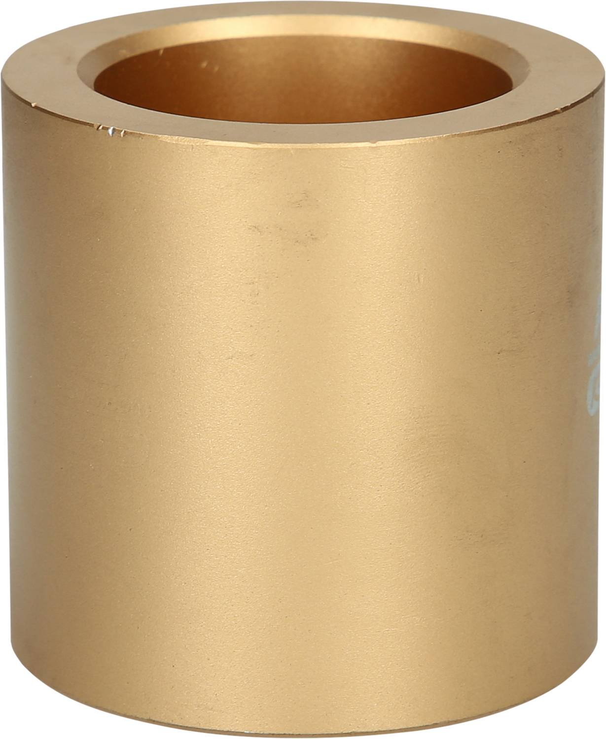 Ein zylindriger, goldfarbener Becher, leer, mit glatter, metallischer Oberfläche.