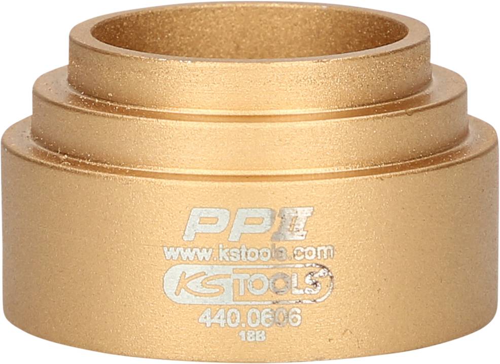 Goldener Metalladapter von KS Tools mit Produktnummer 440.0606, verwendet zur Anpassung von Werkzeuggrößen, Logos sichtbar.